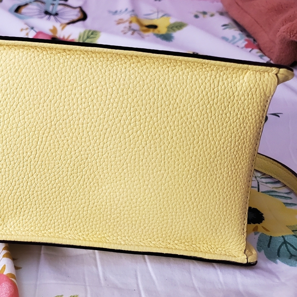Yellow Kate Spade Mulberry Purse - Picture 8 of 10